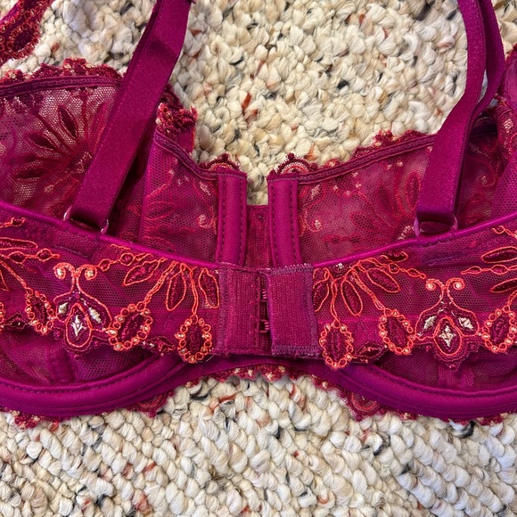 Chantelle Bra and  Panty Bundle - Picture 2 of 7